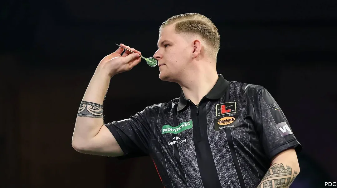 Mike De Decker tijdens een PDC-wedstrijd